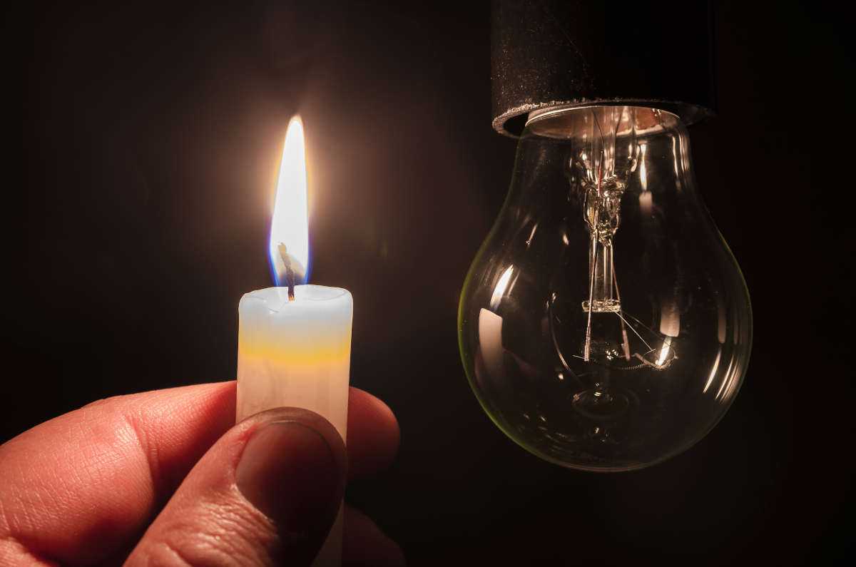 Can You Shower During a Power Outage? WireNut Home Services